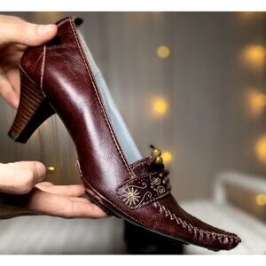 Ethereal VNTG Mystic Witchcore Moody Embellished Leather Whimsical Loafer Pumps